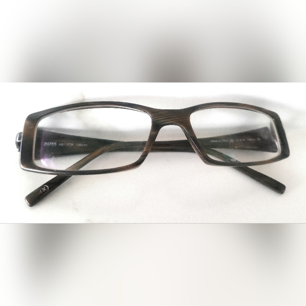 Hugo Boss Stylish Brown Eyeglasses. Frames Only